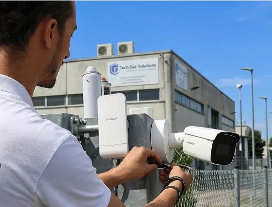 Technik, Betrieb und Bearbeitung inklusive